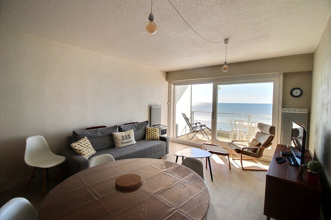 /picture/helios/116215201/ESPADON C1/8_2026-04-10CEST18h00-09.jpg